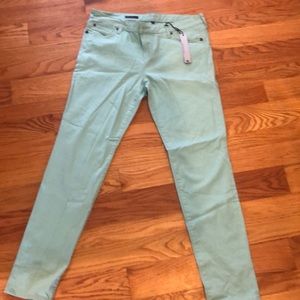 NWT Kut from the Kloth size 14 skinny jeans. Mint green